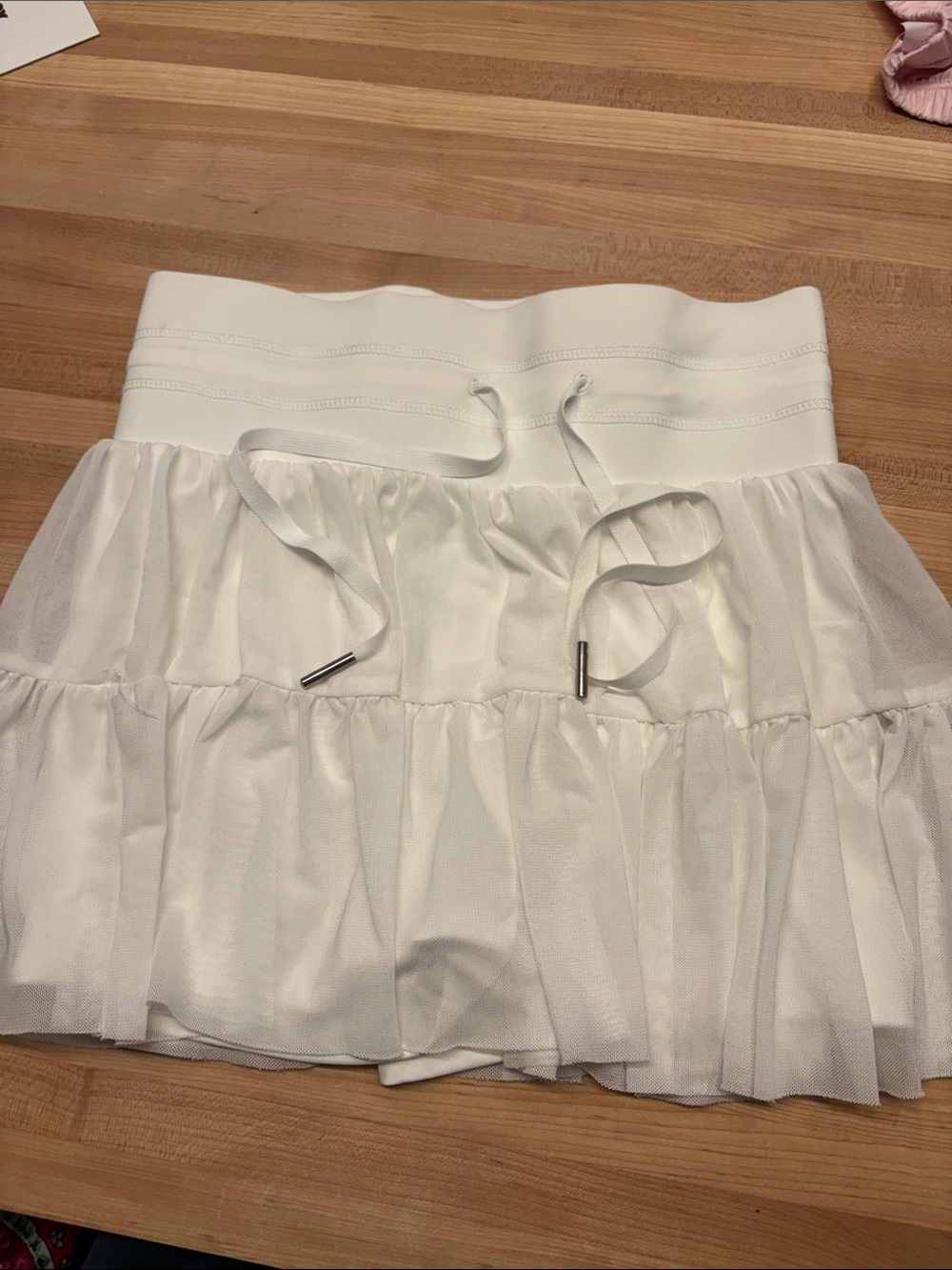 Women’s White Tiered Ruffle Drawstring Skirt